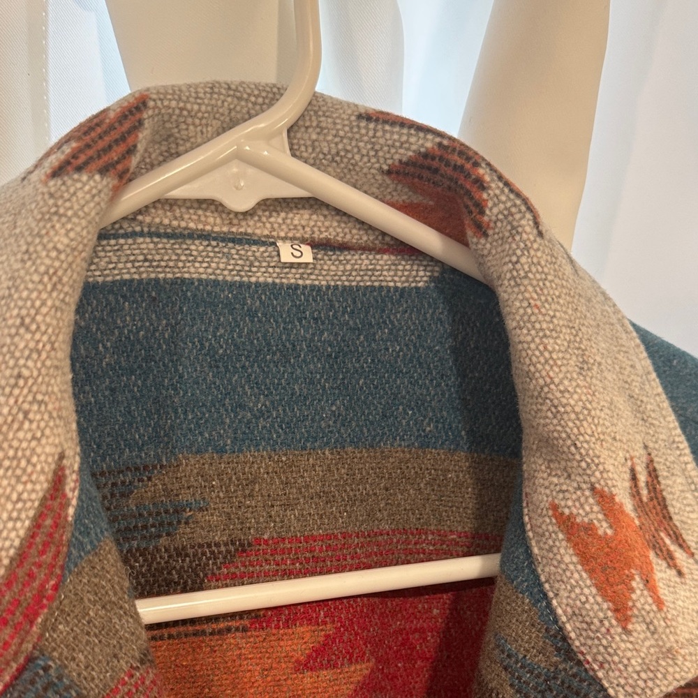 Aztec Pattern Shacket - Picture 2 of 4
